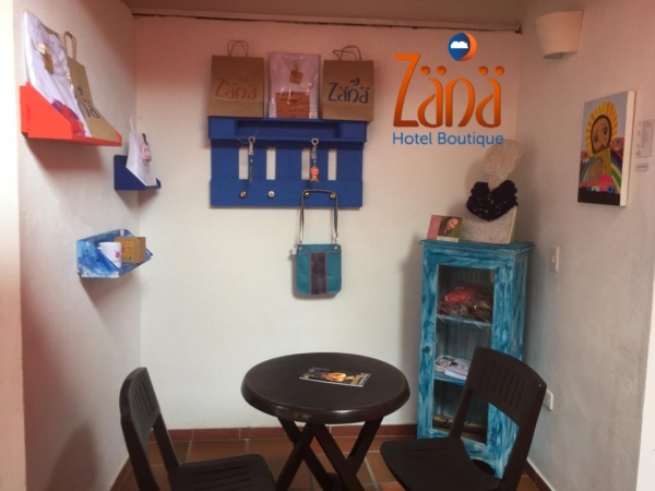 GALERIA DE ARTE.jpg